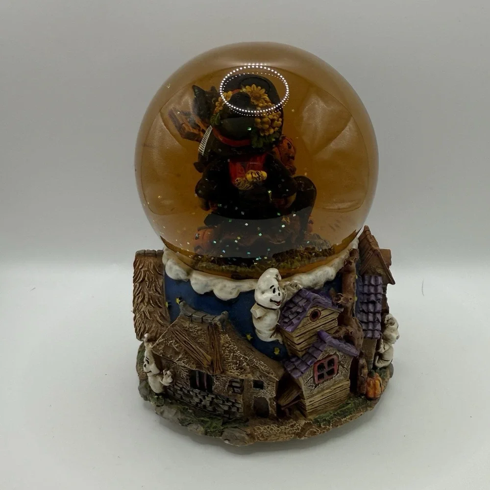 Halloween Witch Water Globe, Spooky Ghosts ,Retro Vintage Style Pumpkins
